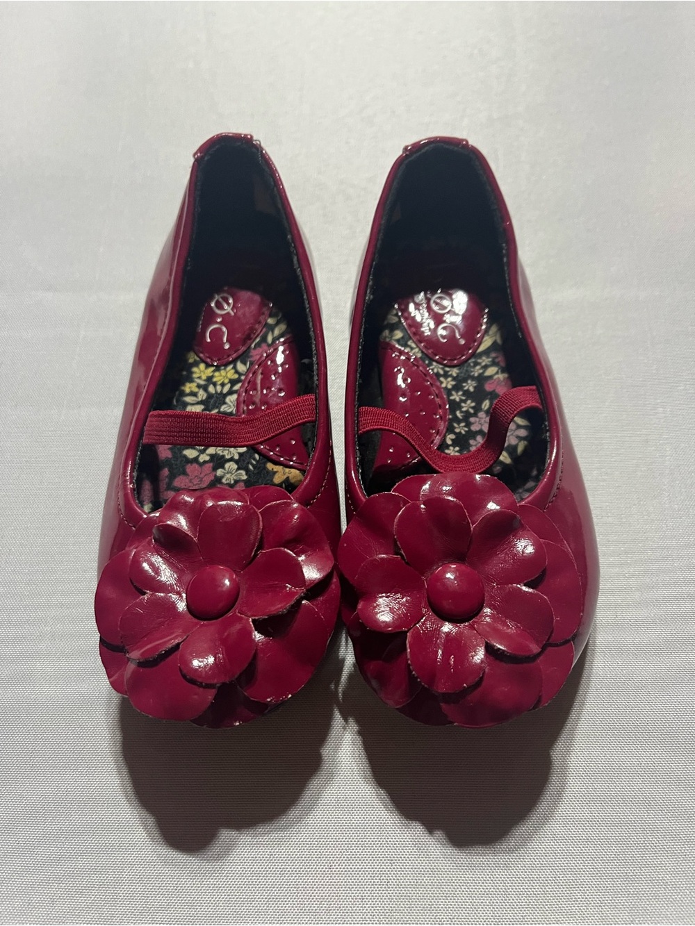Born Concept Girls 7 Patent Slip On Ballet Flats with Flower Appliqué - Berry